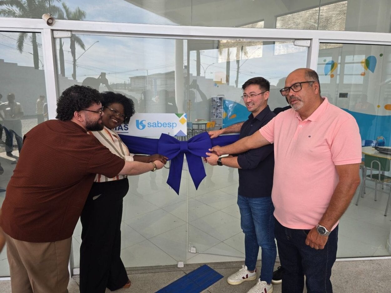 Rio Grande da Serra e Sabesp inauguram Sala de Ciências que beneficiará mais de três mil alunos na cidade