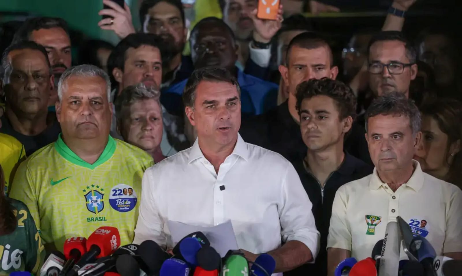 Flávio diz que se recusa a aceitar o resultado das urnas
