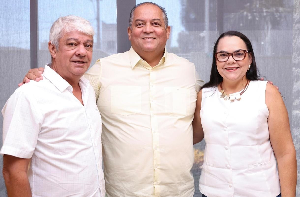 Eduardo Gomes recebe apoio da prefeita de Buriti do Tocantins e reforça parceria pelo desenvolvimento do Estado