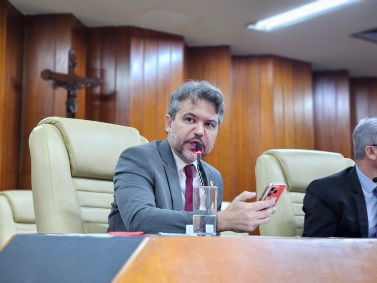 CCJ aprova acesso gratuito de táxis a locais de grandes eventos