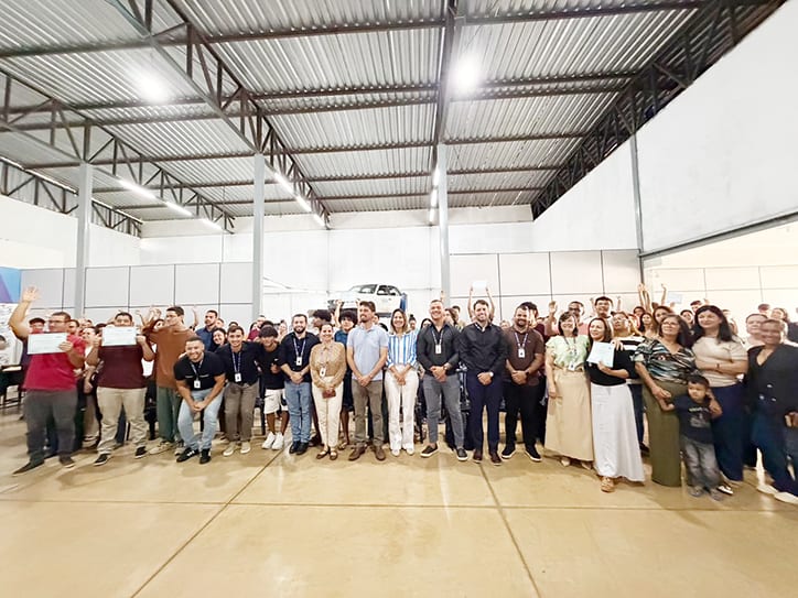 Mais de 70 alunos recebem Certificados em Cursos de qualificação profissional do SENAI em ValparaísoO