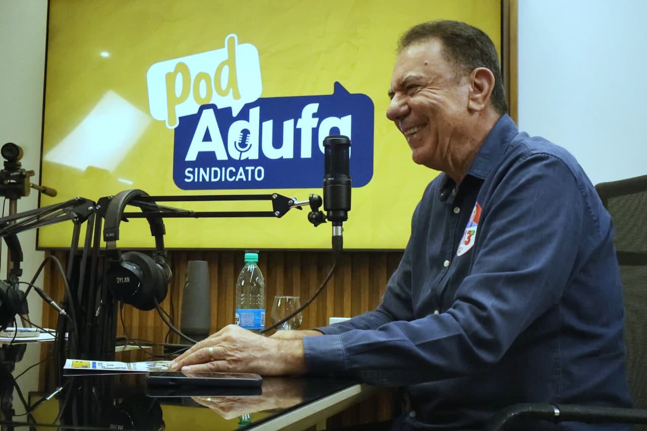 Luis Cesar pede aposentadoria com salário cheio para professores
