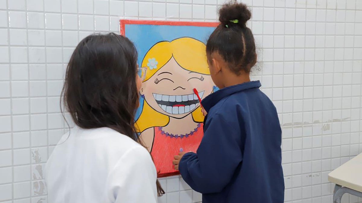 Barueri leva Programa Saúde na Escola a 66.062 alunos no ciclo 2025-2026