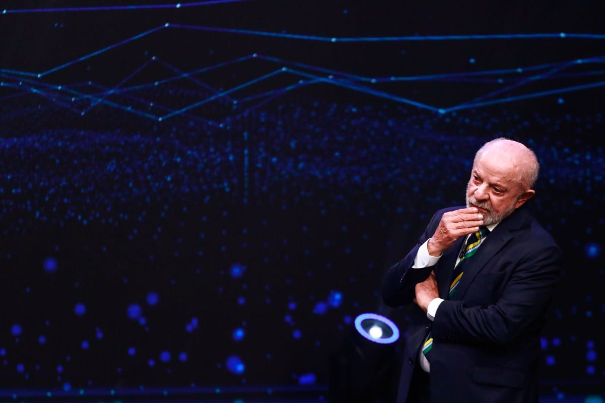 Lula diz debate teve 'nível muito baixo' e cobra quebra de sigilos de Flávio