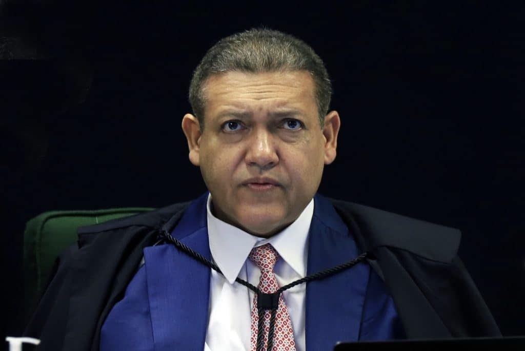 PT questiona no TSE decisões de Kassio sobre o “Exército do Lula”