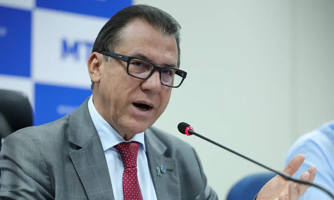 Governo estuda restringir crédito público a empresas que praticam assédio eleitoral