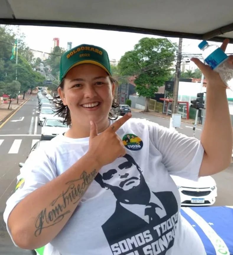 Deputada eleita pelo PL do Paraná pede que seguidores demitam eleitores de Lula