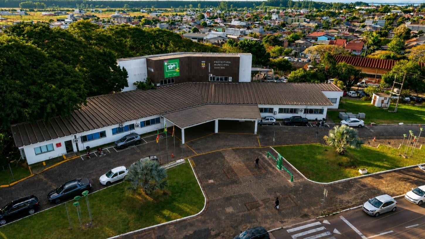 Prefeitura de Guaíba reduz secretarias de 16 para 9, exonera mais de 115 cargos e corta R$ 4 milhões da folha salarial