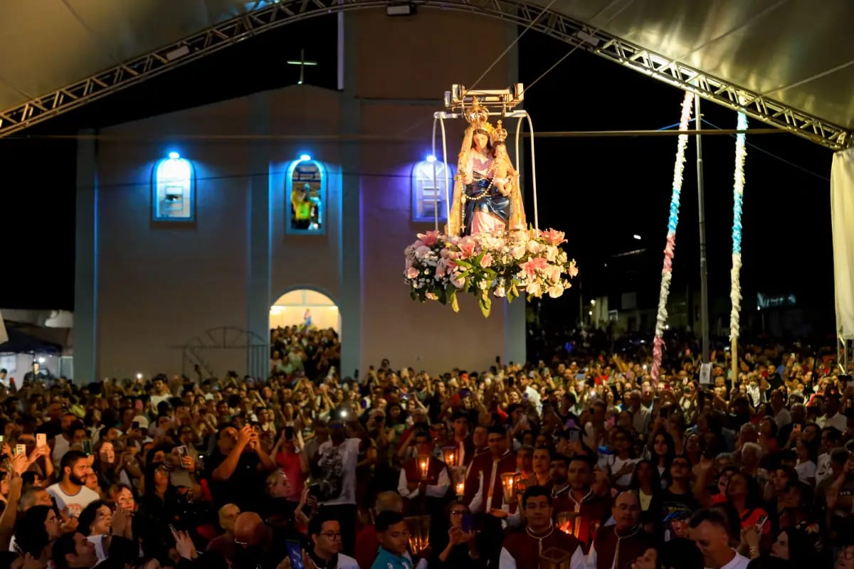 Congadas marcam encerramento da Festa do Rosário em Catalão