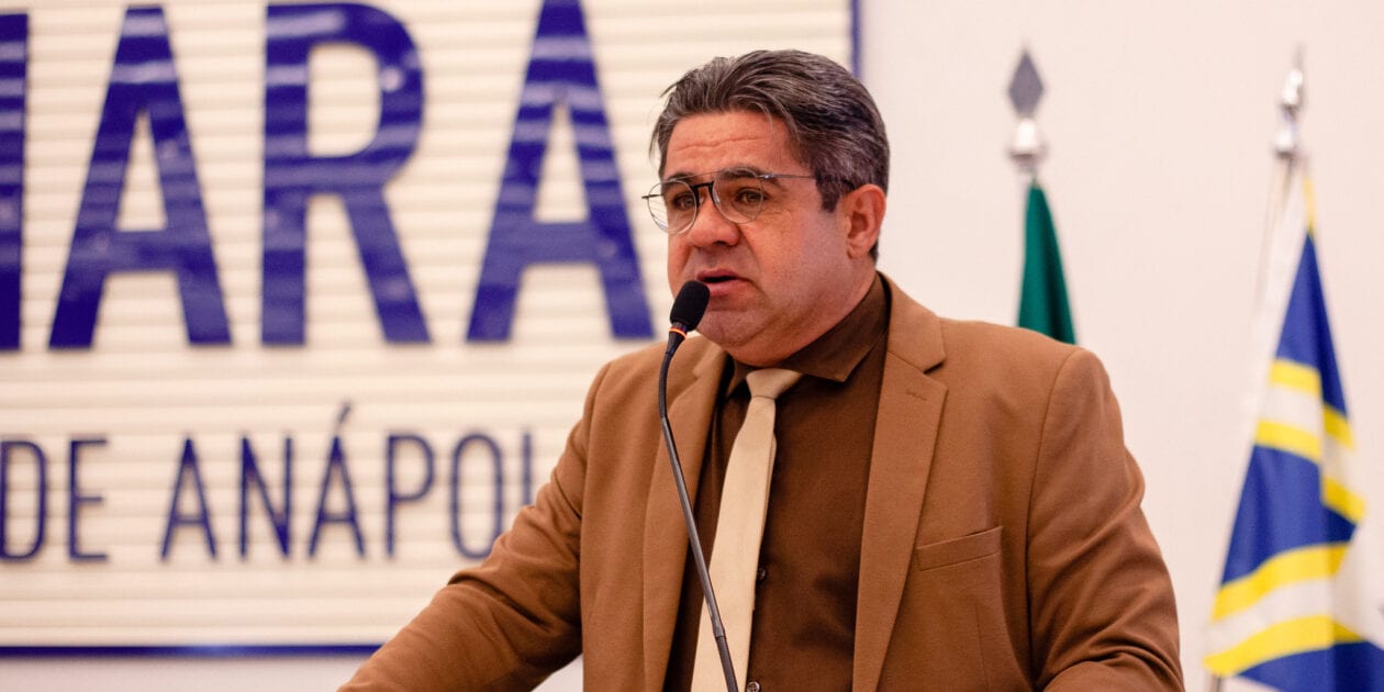 Elias do Nana celebra recapeamento no centro e recuperação de vicinais em Anápolis