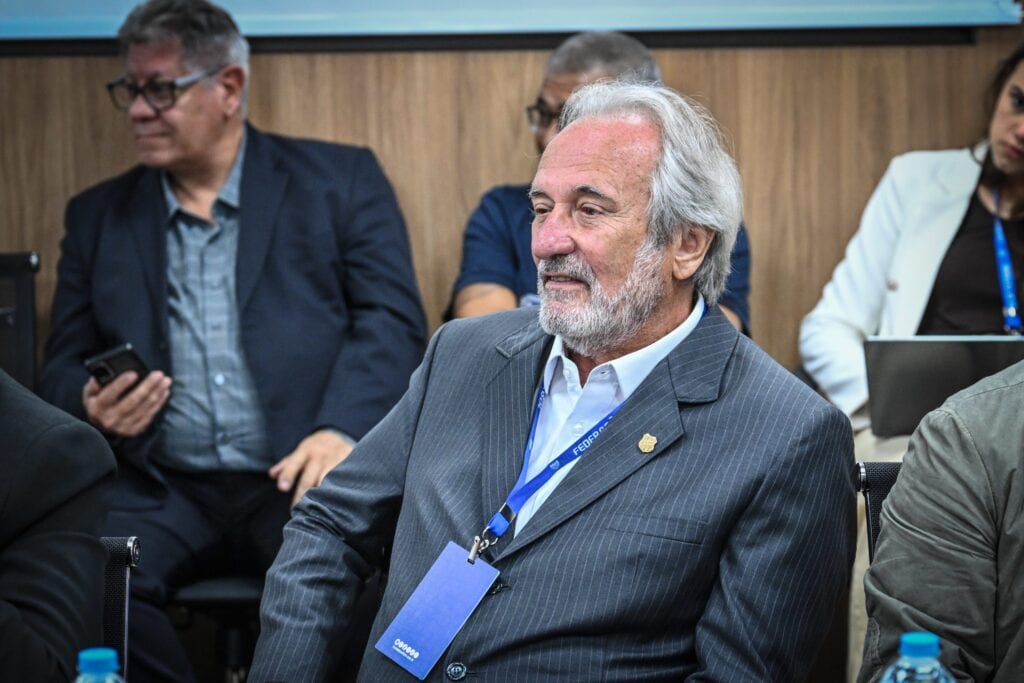 Torrano diz que Ponte precisa de R$ 3 milhões e prevê Kleina em 2027