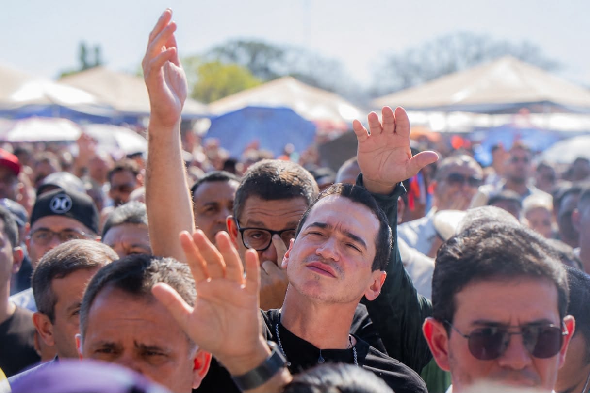 Alexandre Guimarães participa da caminhada de Natividade e Missa Campal do Senhor do Bonfim