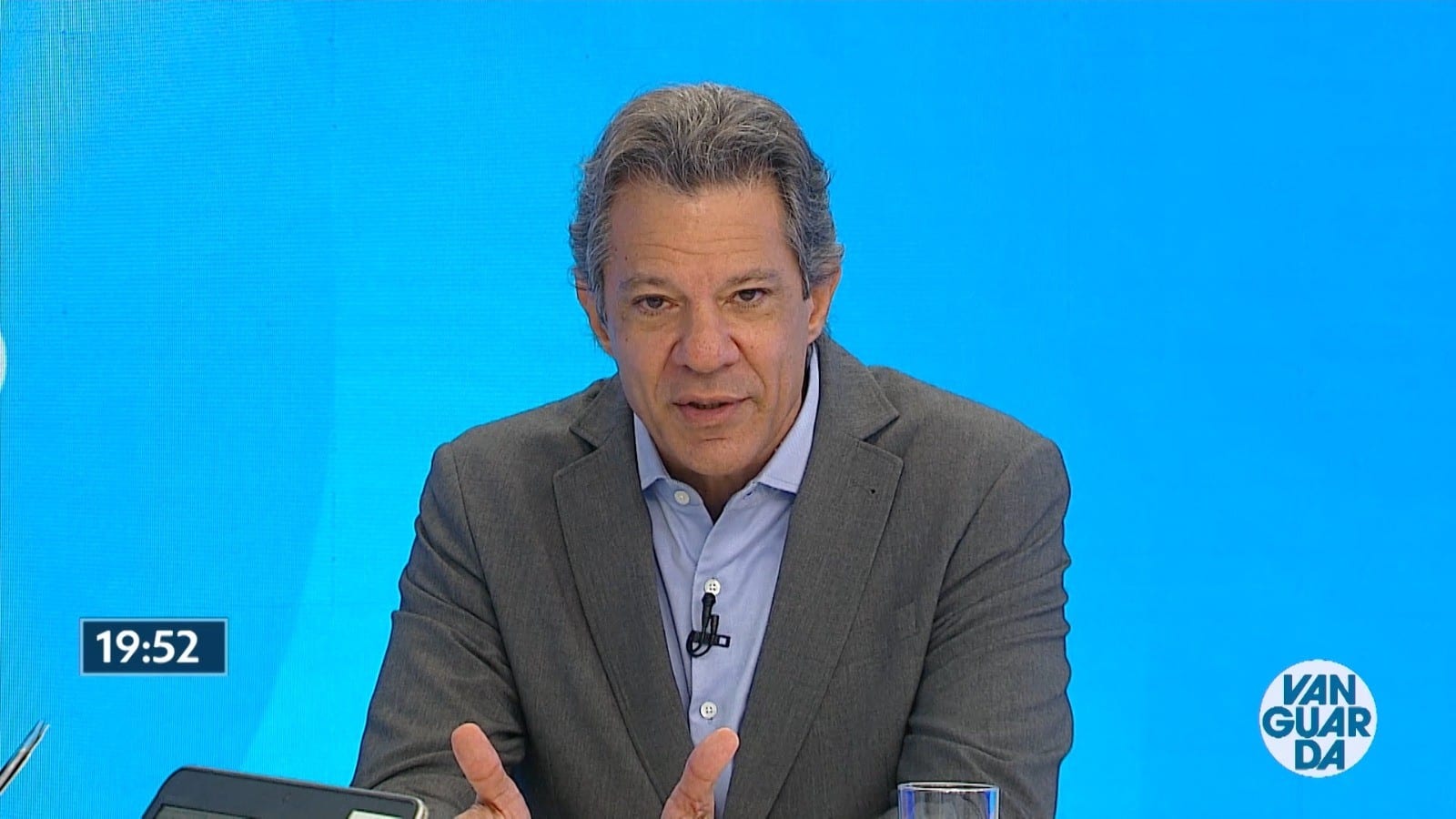 Haddad pretende manter escolas cívico-militares em SP e fala sobre Sabesp e trem intercidades; veja íntegra da entrevist