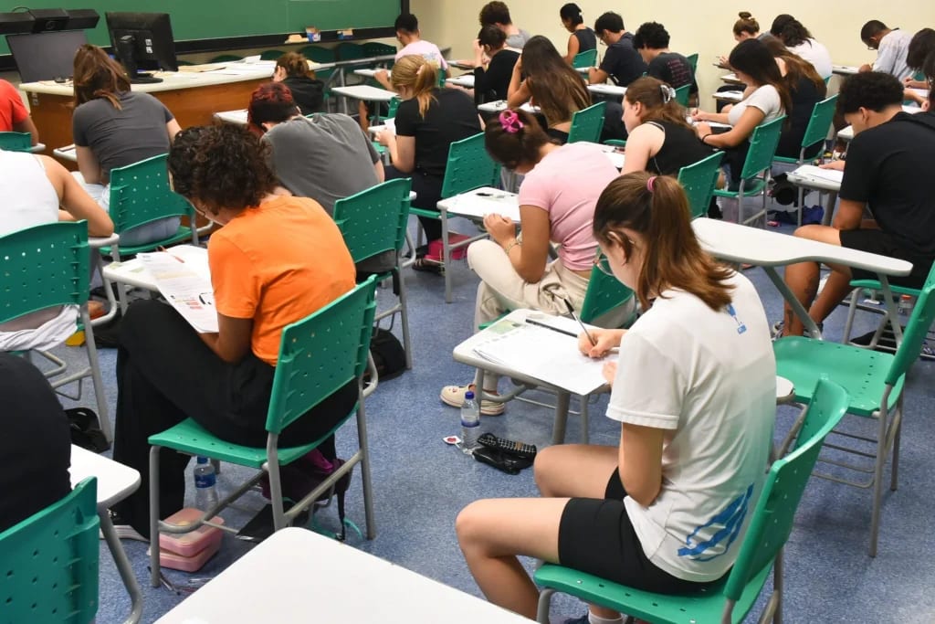 Vestibular Unicamp 2027: 1ª fase é aplicada no domingo (18); veja orientações