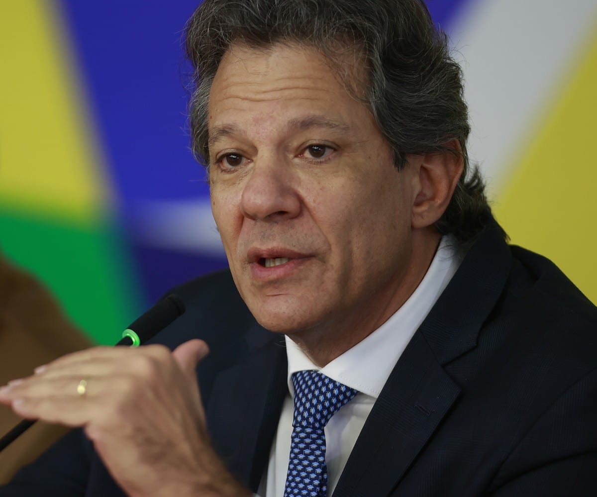 Haddad: reconstruir superávit sem prejudicar renda dos mais pobres
