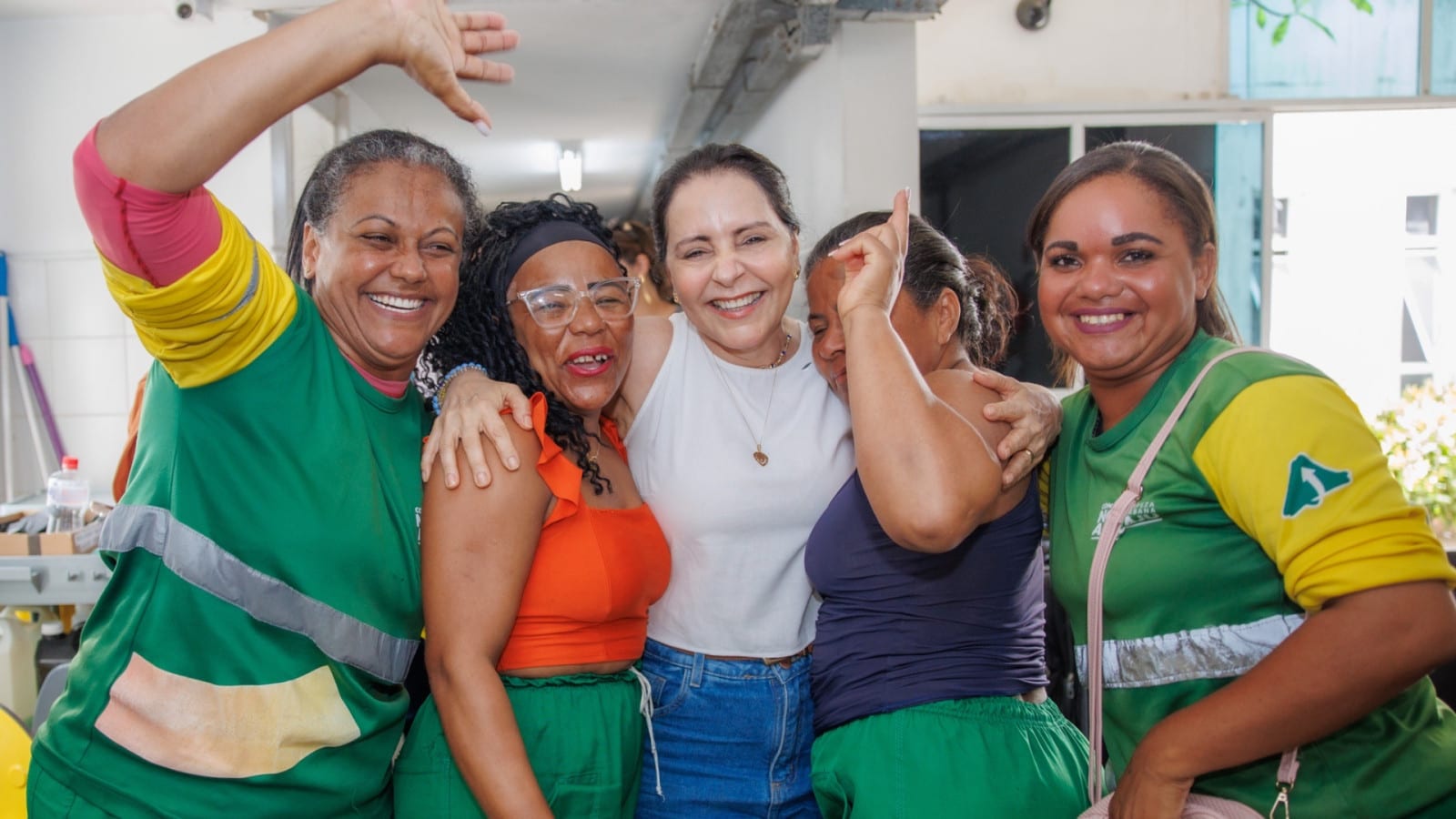Emília acompanha mutirão de saúde para margaridas em Aracaju