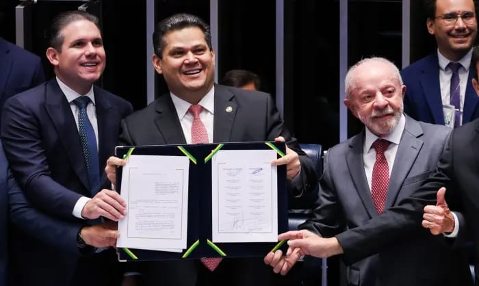 Descanso de trabalhador não quebra empresas, diz Lula após fim da 6x1