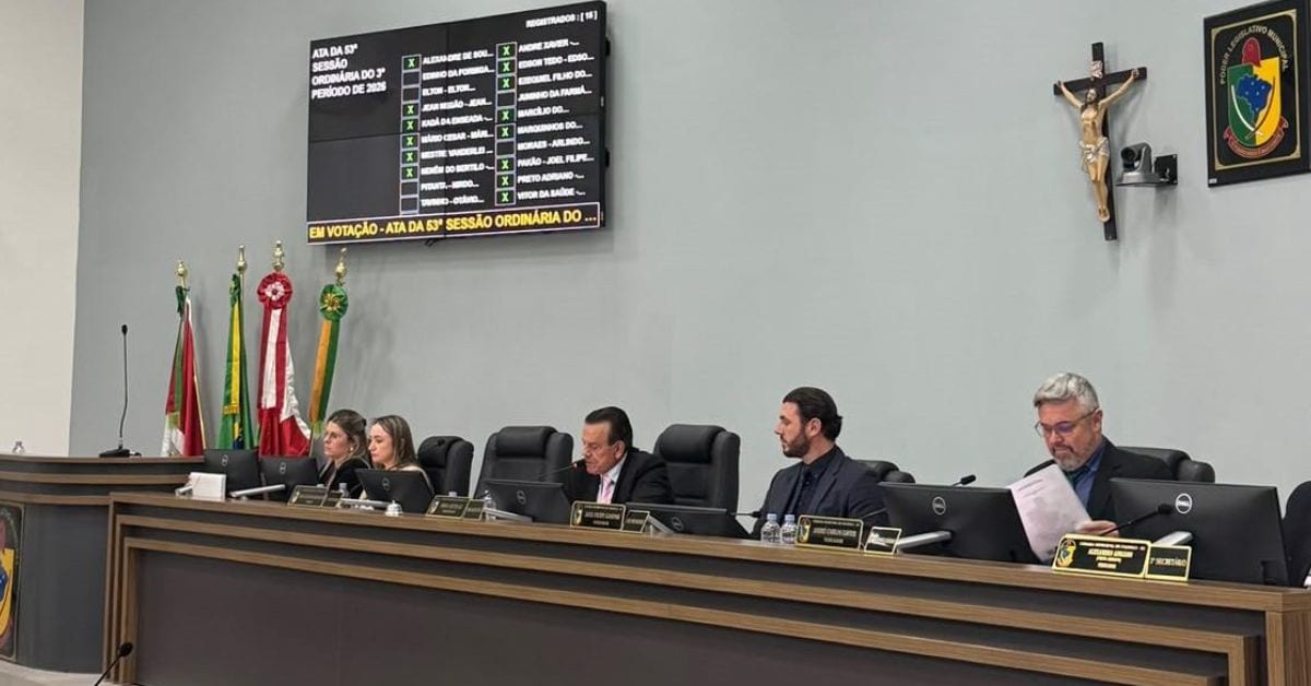 Câmara de Palhoça cobra manutenção de ponte, poste e mudanças na coleta de lixo