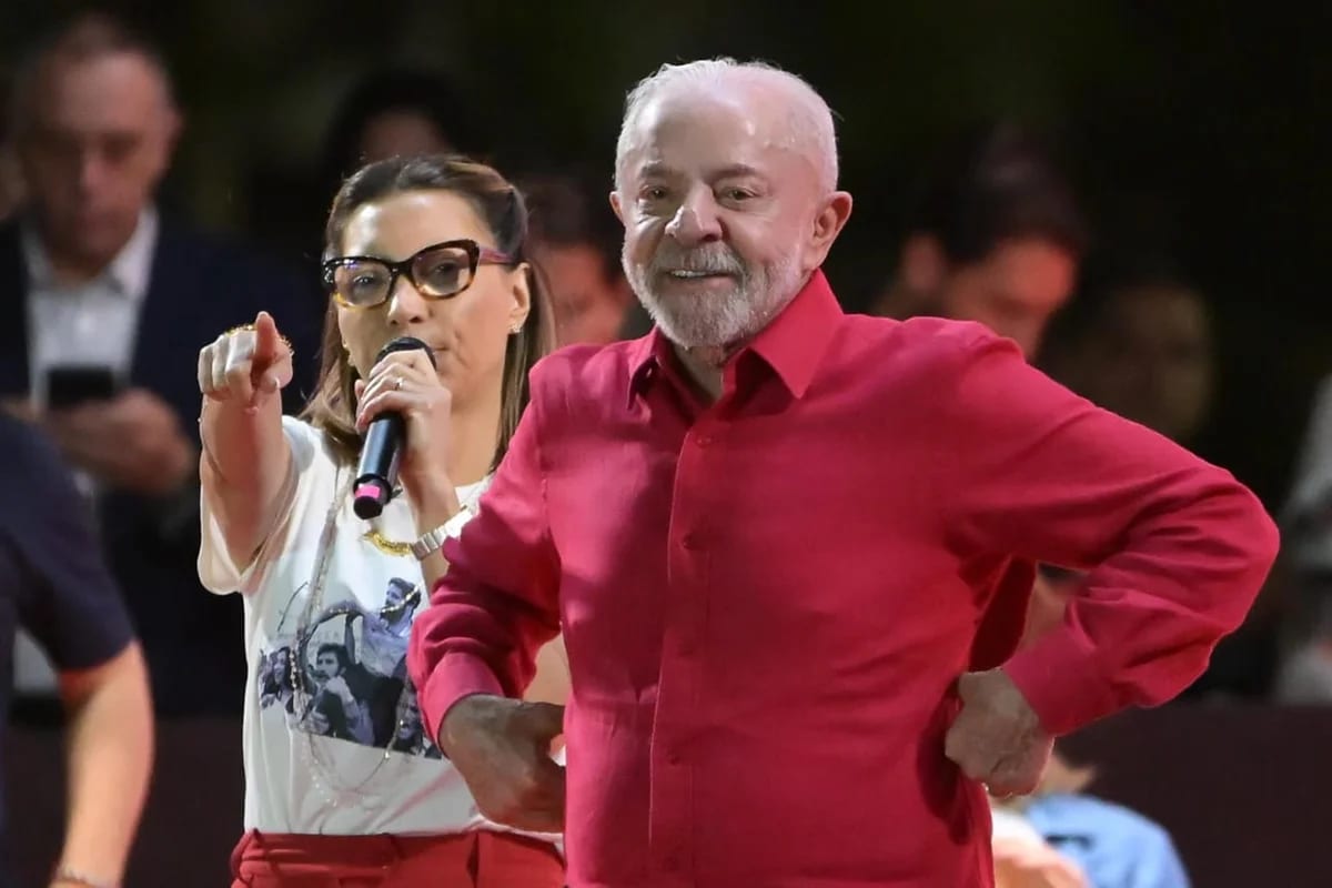 Janja parabeniza Lula por aniversário: "Todo amor eu guardei pra você"