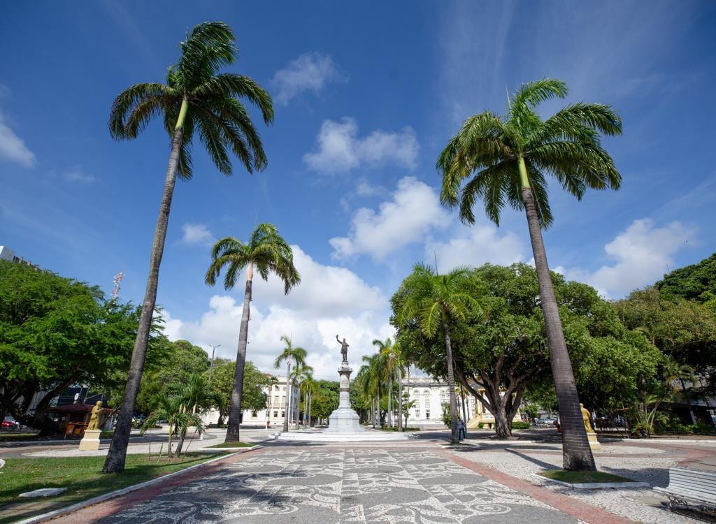 Aracaju avança em projeto para Wi‑Fi público gratuito