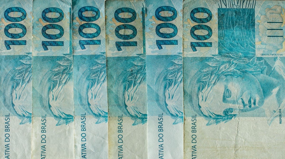 Governo projeta PIB de 2,46% em 2027 e salário mínimo de R$ 1.741