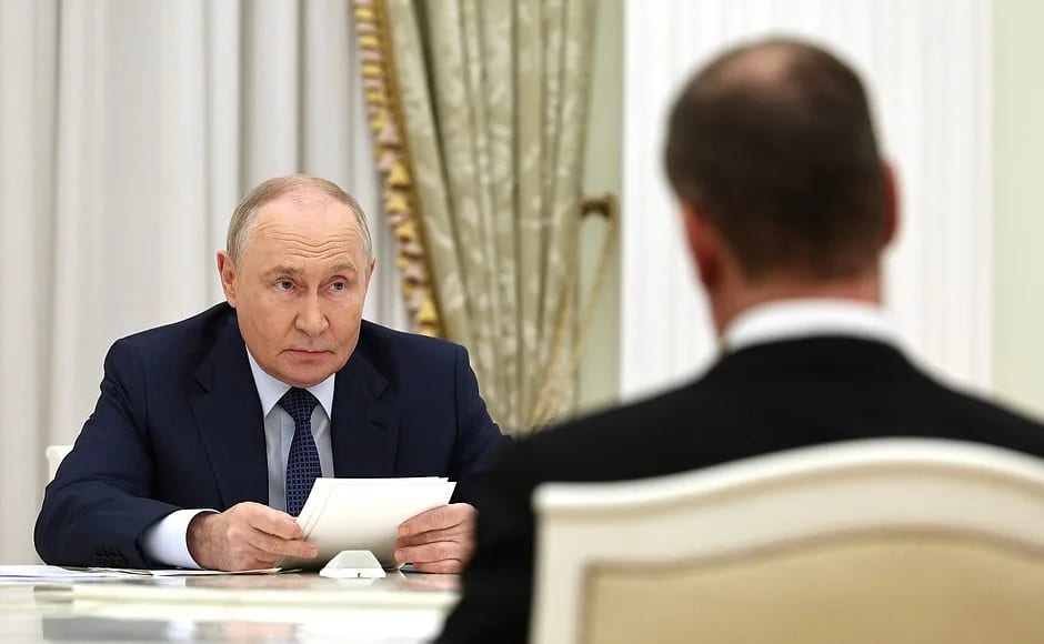Putin diz que tentativas ocidentais de perturbar eleições fracassaram