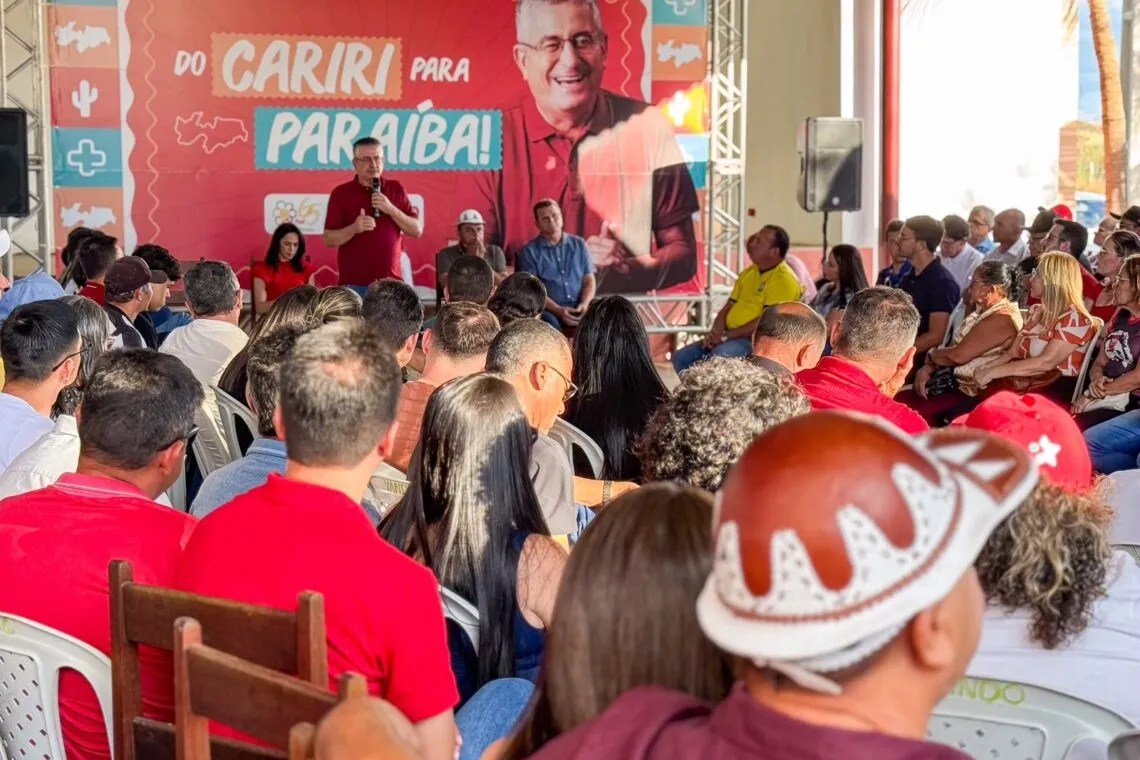 Deputado Dr. Romualdo realiza seminário para fortalecer sua reeleição
