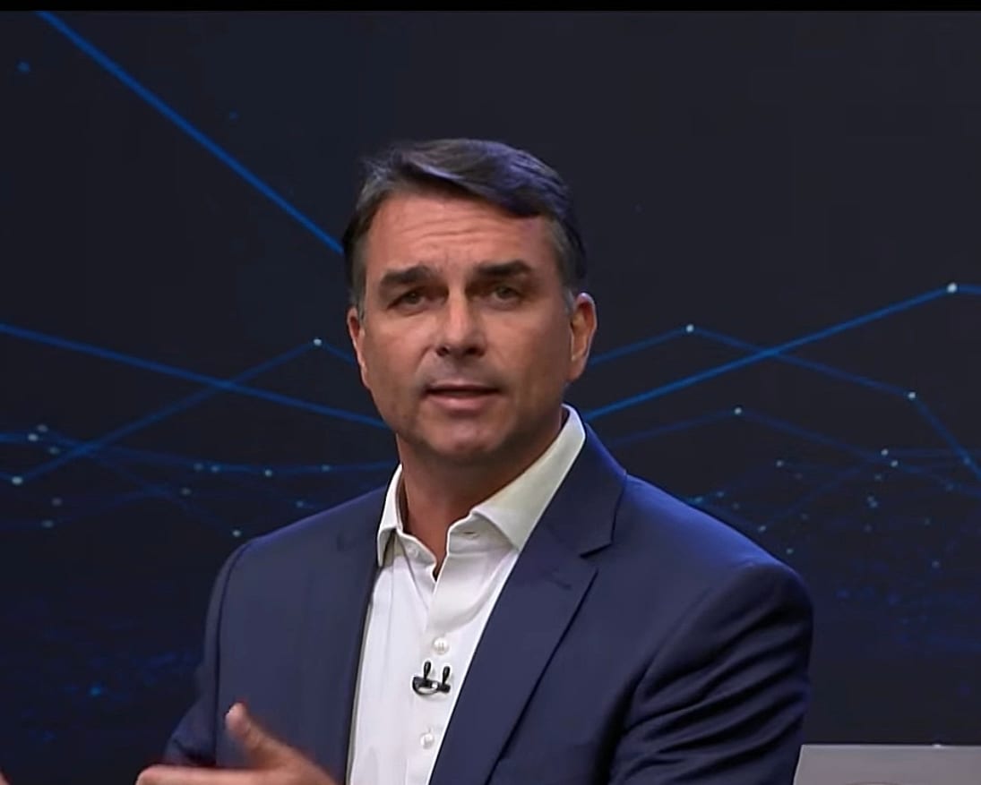 Lupa: Flávio exagera ao atribuir a Bolsonaro conclusão da transposição do São Francisco