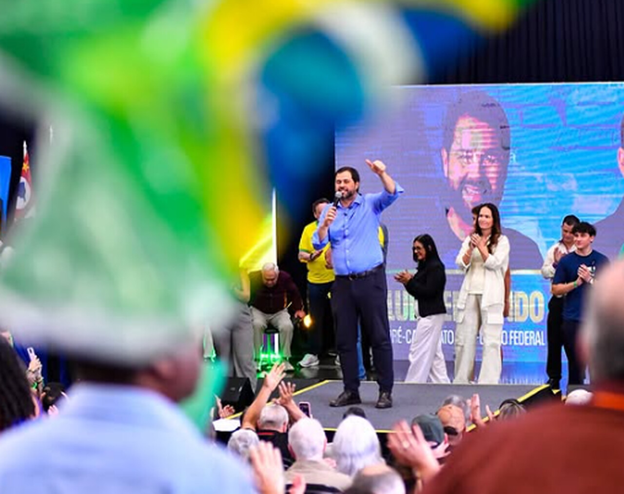 Luiz Fernando e João Paulo mobilizam 2 mil em lançamento de campanhas
