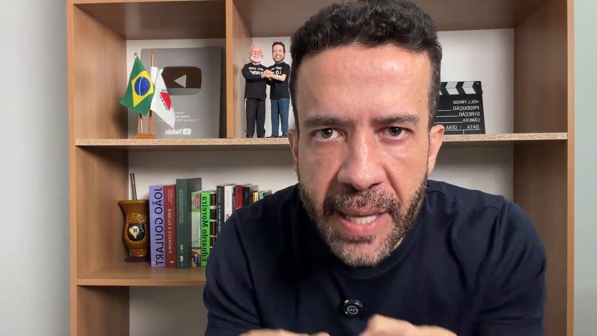 “Eu manipulo eles”: Janones diz que domina a extrema-direita e que “eles caem todas as vezes”