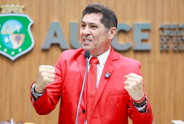 De Assis Diniz exalta reeleição do presidente Lula
