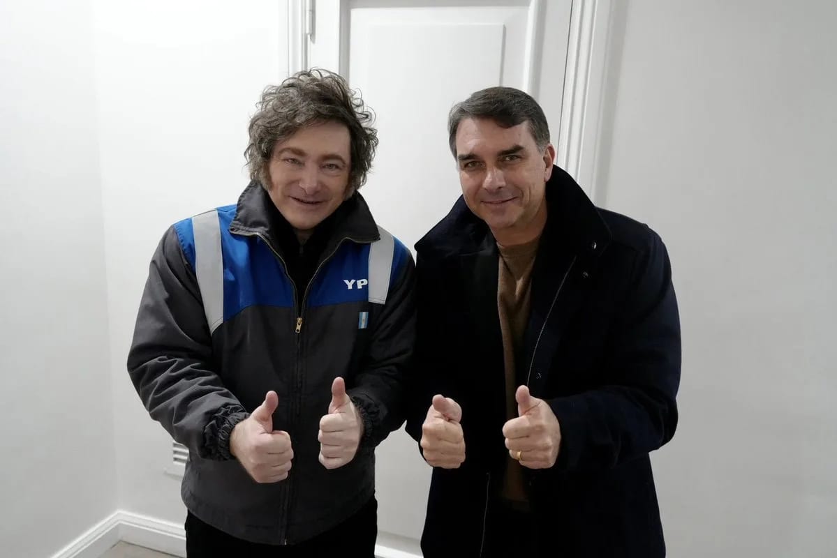 Direção Nacional de Migrações da Argentina diz que não tem registro da entrada de Flávio Bolsonaro no país