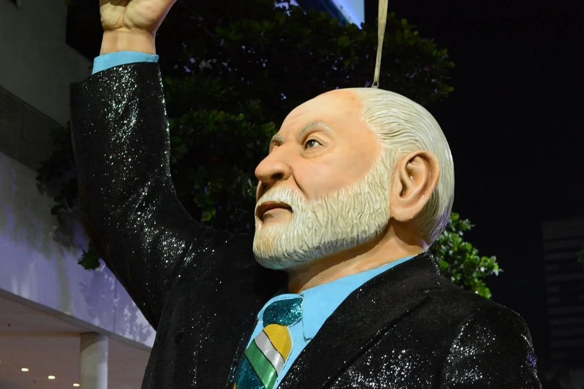 TSE admite ação contra Lula e Alckmin por desfile da Acadêmicos de Niterói