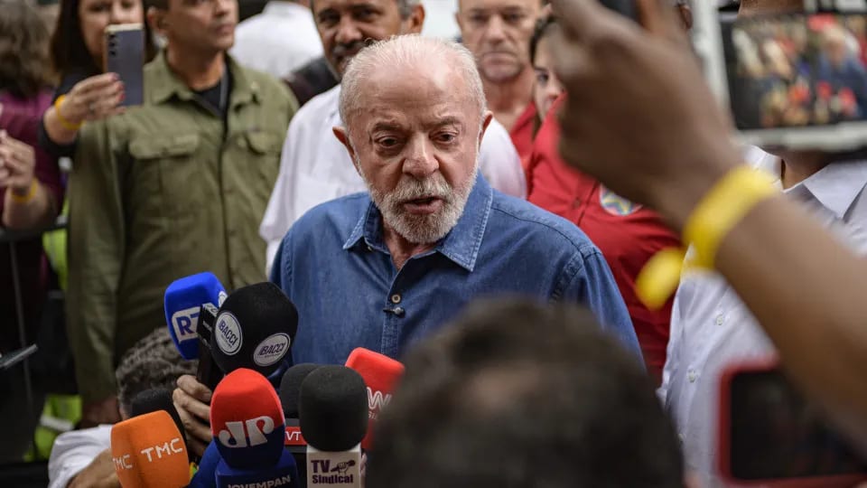 Meta enfrenta críticas por disparidade na geração de imagens eleitorais entre Flávio e Lula