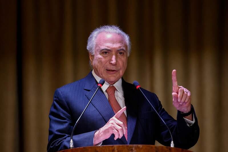 Ex-presidente Michel Temer reconhece a reeleição de Lula e apela ao petista por fim da agressividade no País