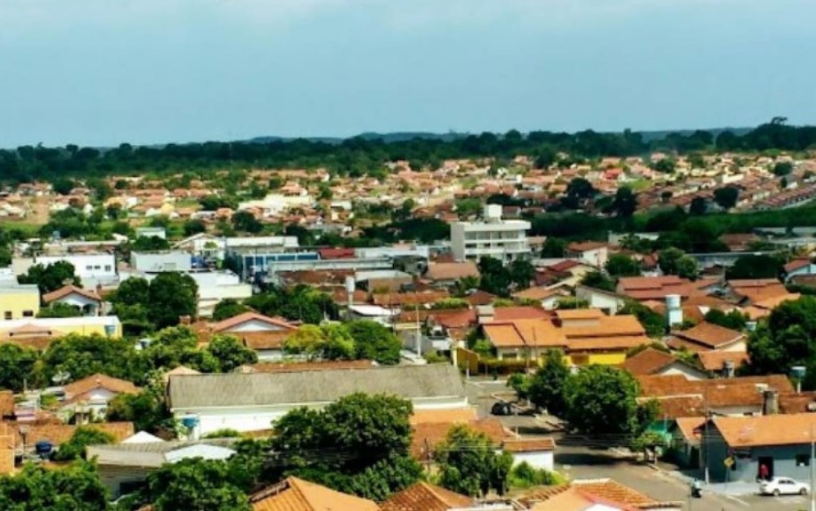 São Miguel do Araguaia abre concurso com 463 vagas e salários até R$ 13.671,34