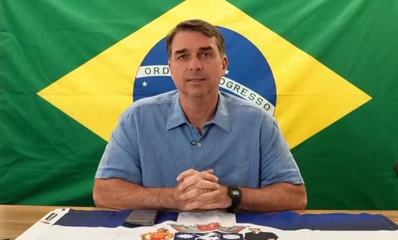 Flávio Bolsonaro foi o mais votado para presidente em Barretos