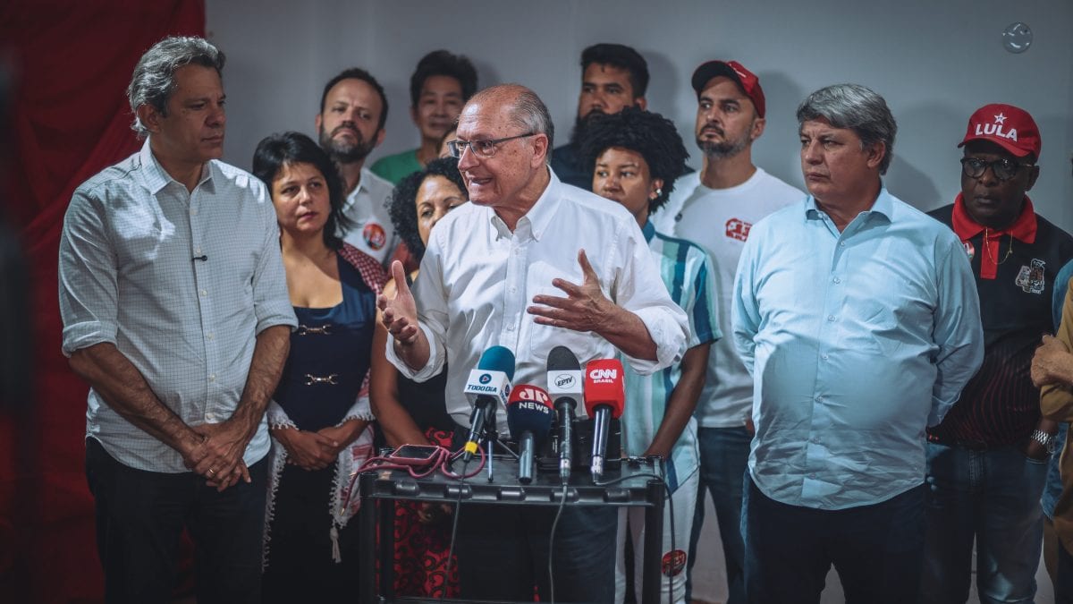 Como o PT pode se reestruturar após derrota em SP? Renovação e diálogo são desafios