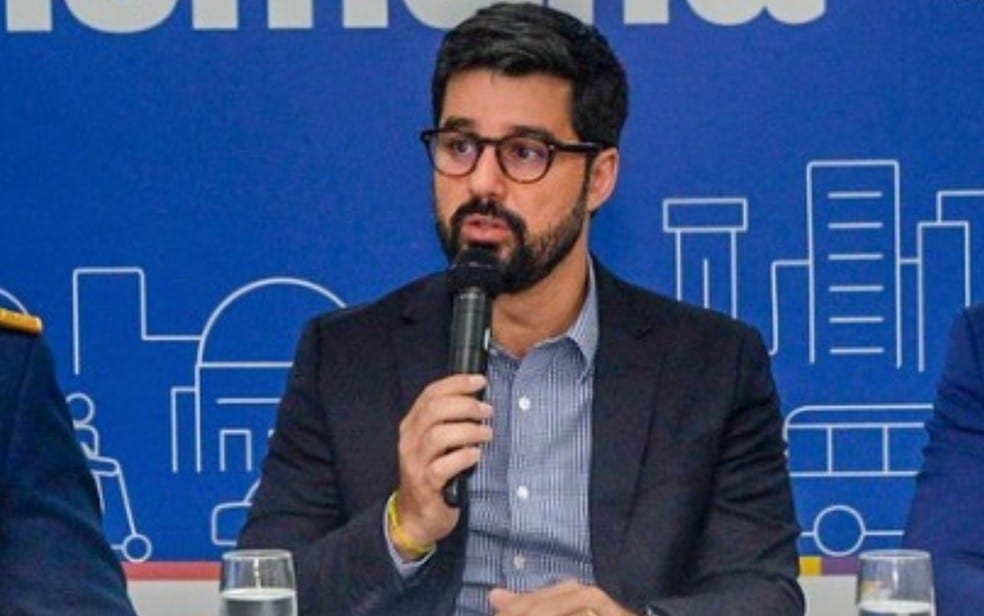 Salvador (BA): Secretário chega em meio a protestos; entenda o contexto