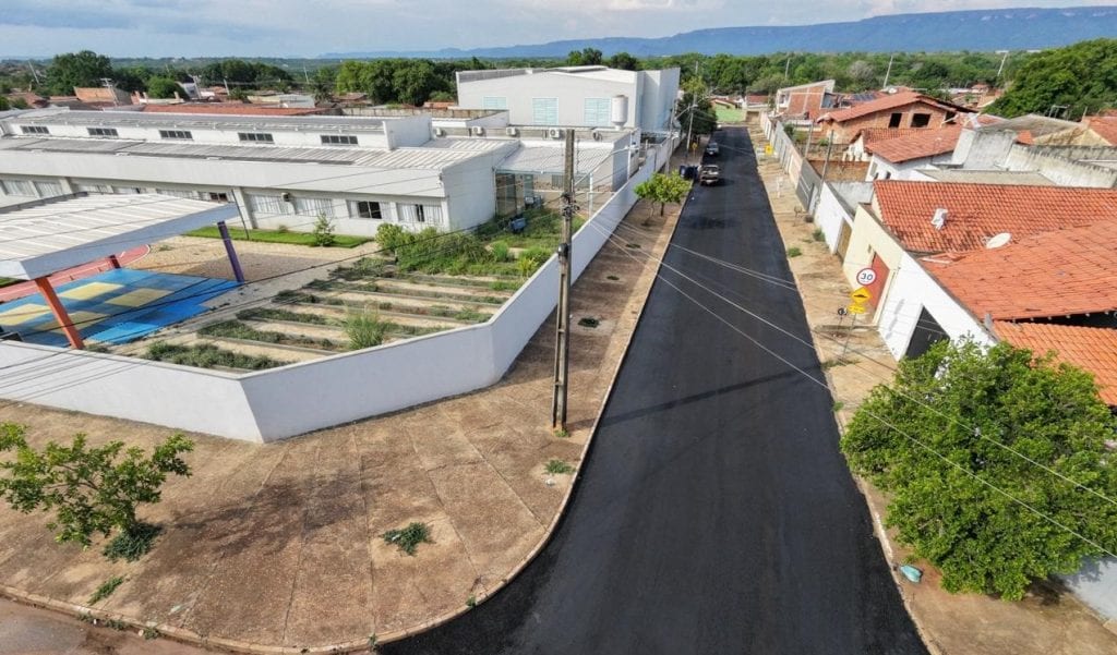 Mais duas quadras da região norte de Palmas recebem serviços de recapeamento asfáltico