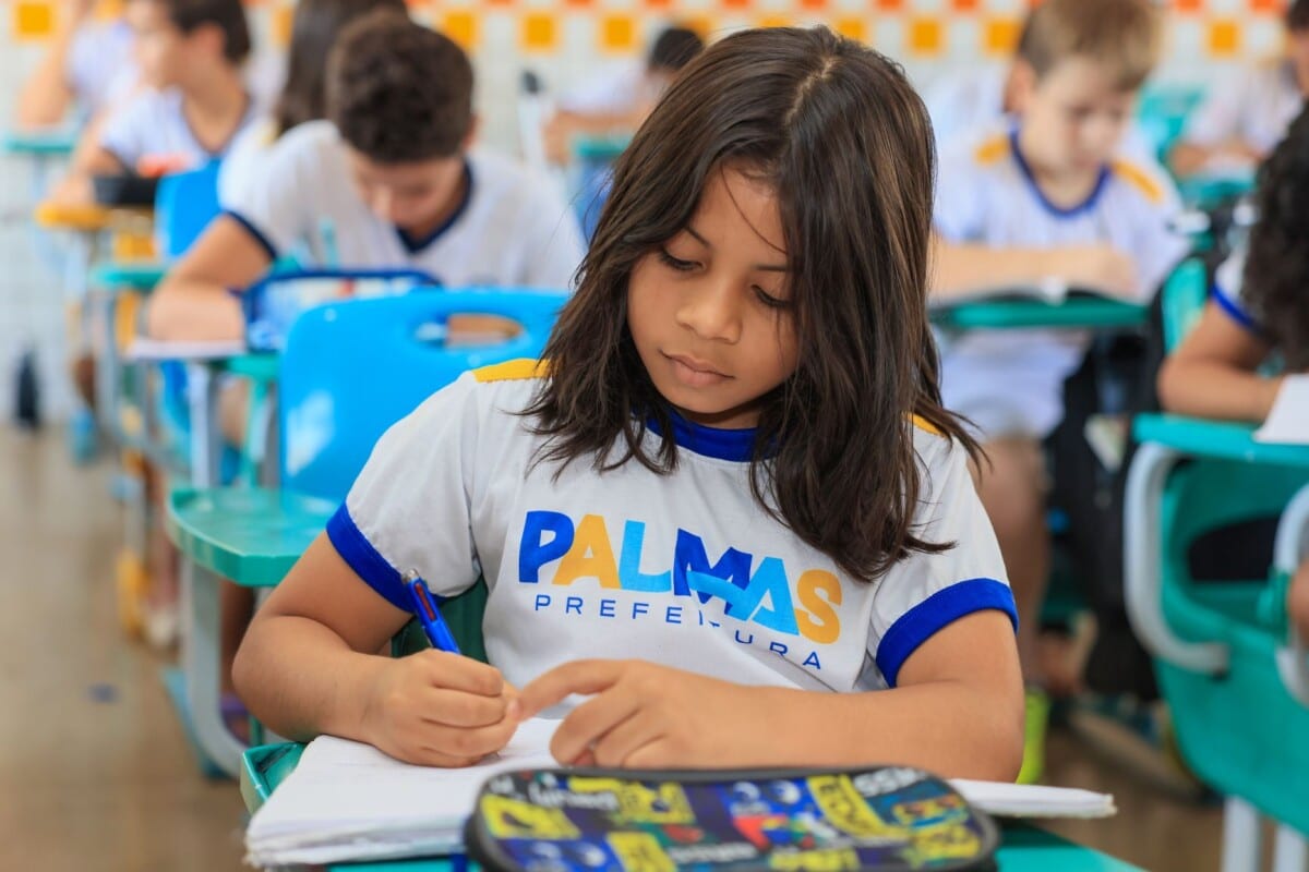 Palmas atualiza política de ensino em tempo integral e concede prazo para adequação das escolas