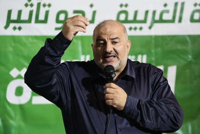 Árabes se consolidam como força decisiva e Lieberman pode determinar o futuro do governo em Israel