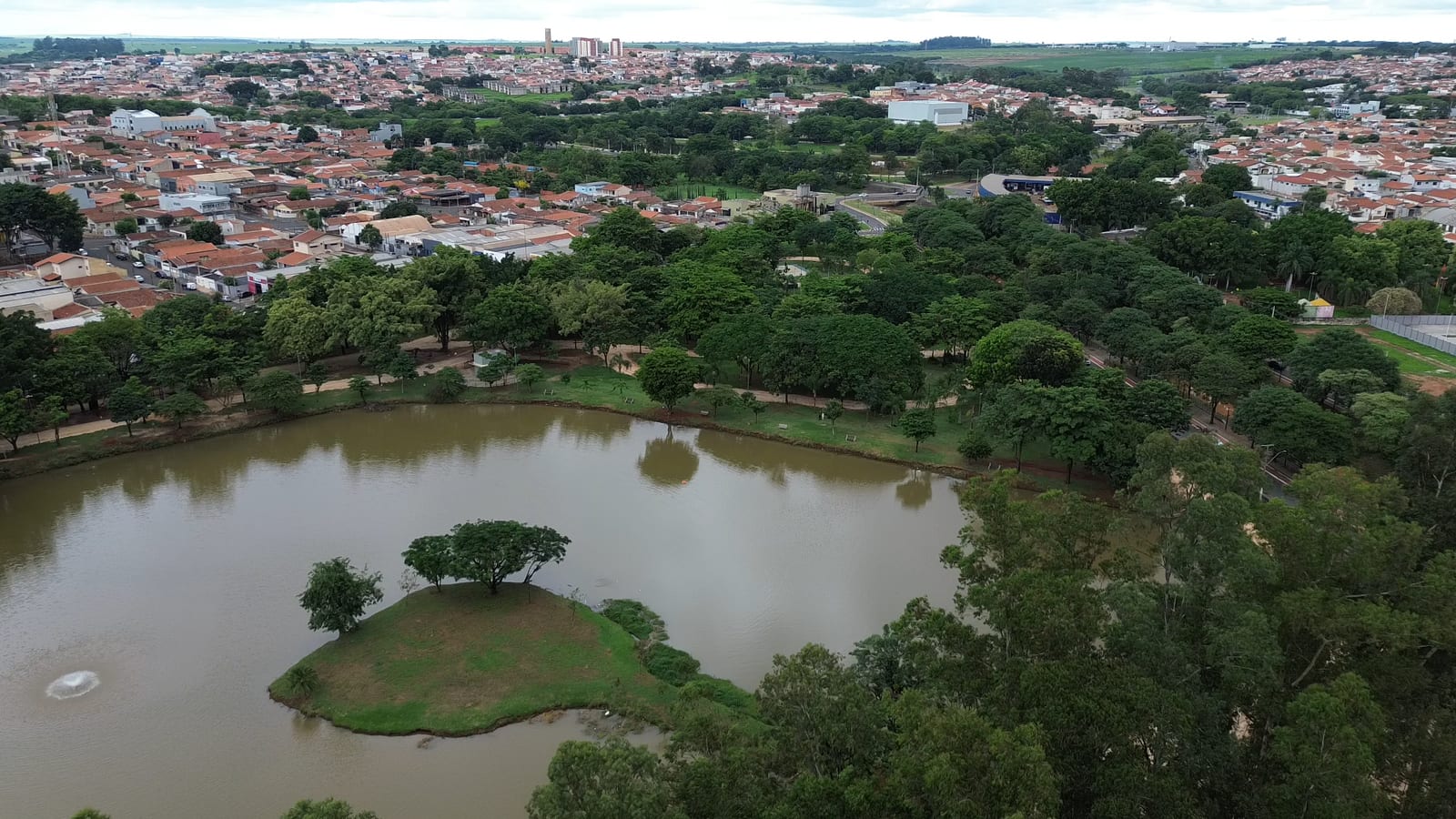 TCE-SP suspende licitação de R$ 17,7 milhões para reforma do Parque dos Ipês, em Santa Bárbara