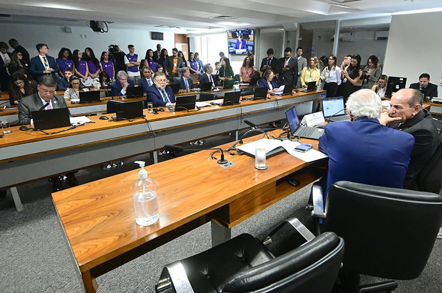 Senado aprova política nacional de conscientização sobre LAM