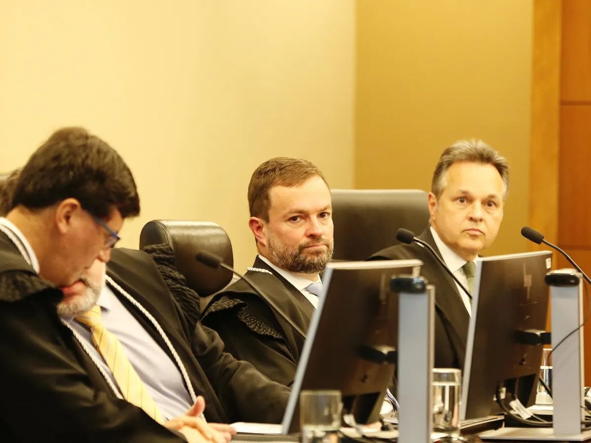 Presidente do TRE-PR revela que processos eleitorais quase triplicaram em 2026
