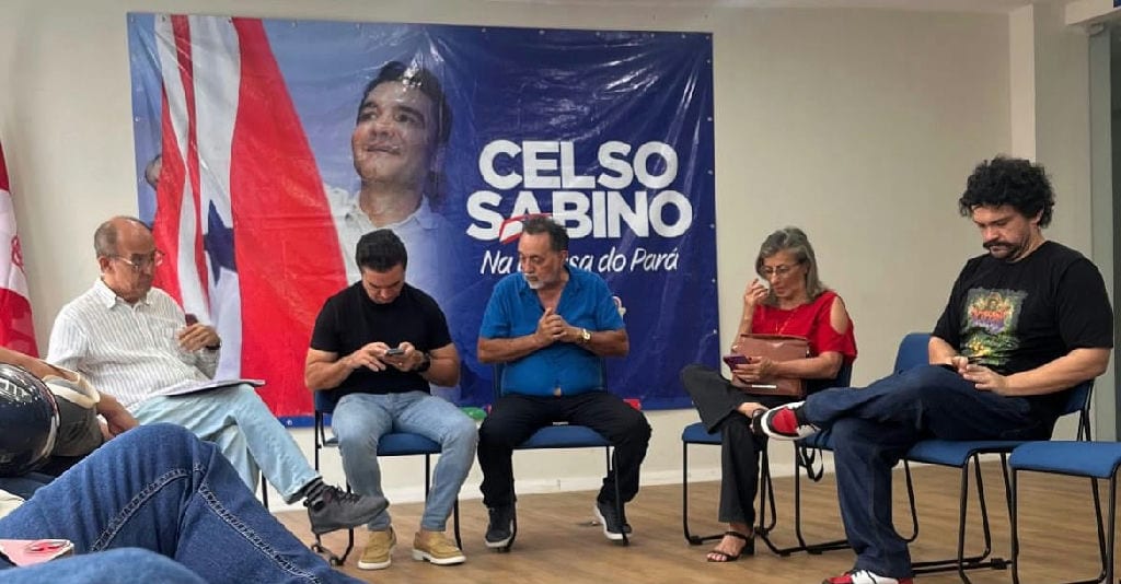 Arnaldo Jordy se reúne na Casa Lula com Celso Sabino e líderes do PT