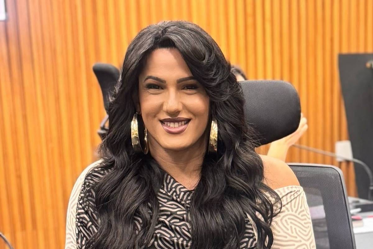 Quem é Thabatta Pimenta, primeira deputada federal trans do Nordeste