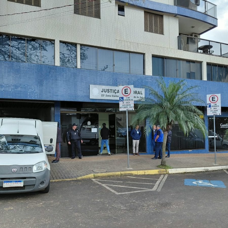Zona Eleitoral de Ijuí distribui urnas para o primeiro turno neste sábado