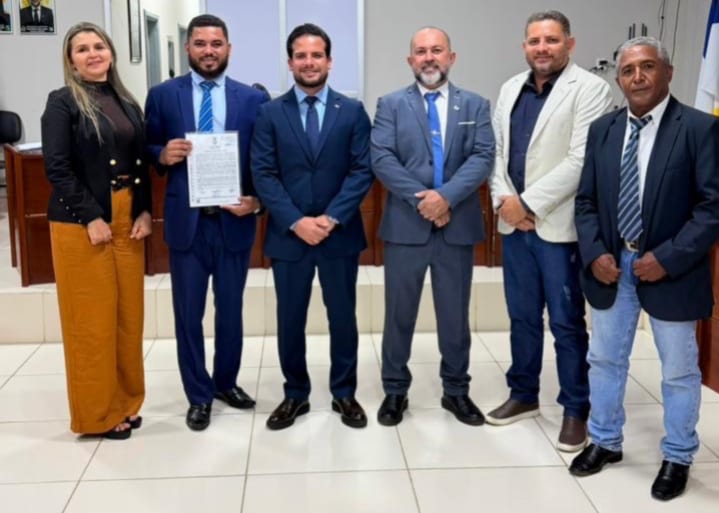 Cinco vereadores de Muricilândia declaram apoio a Vicentinho Júnior, Alexandre Guimarães e Alessandro Borges