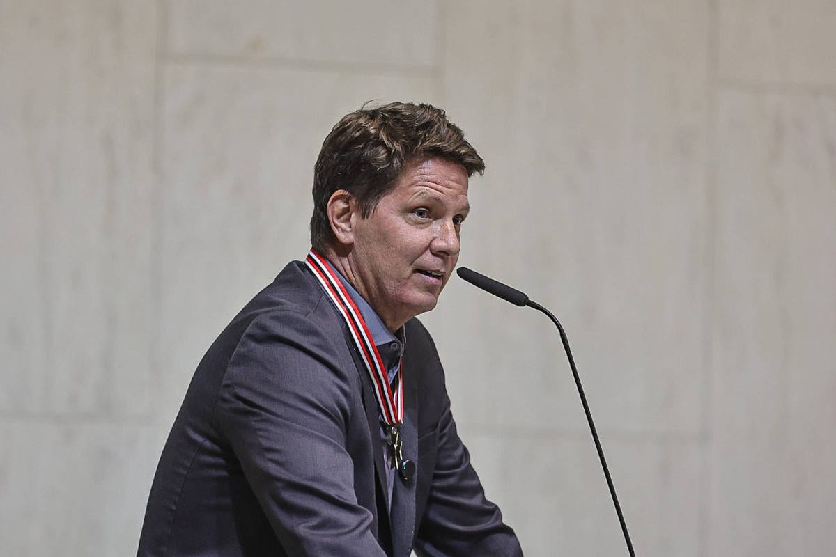 Mario Frias pagou com verba de campanha empresa ligada a ex-diretora da Cultura